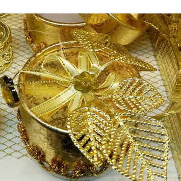 קופסאות זהב למתנות קטנות